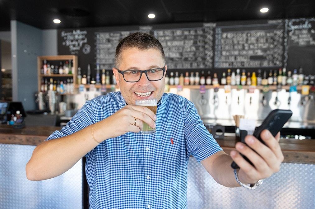 Redcliffe bar throws its support behind local causes